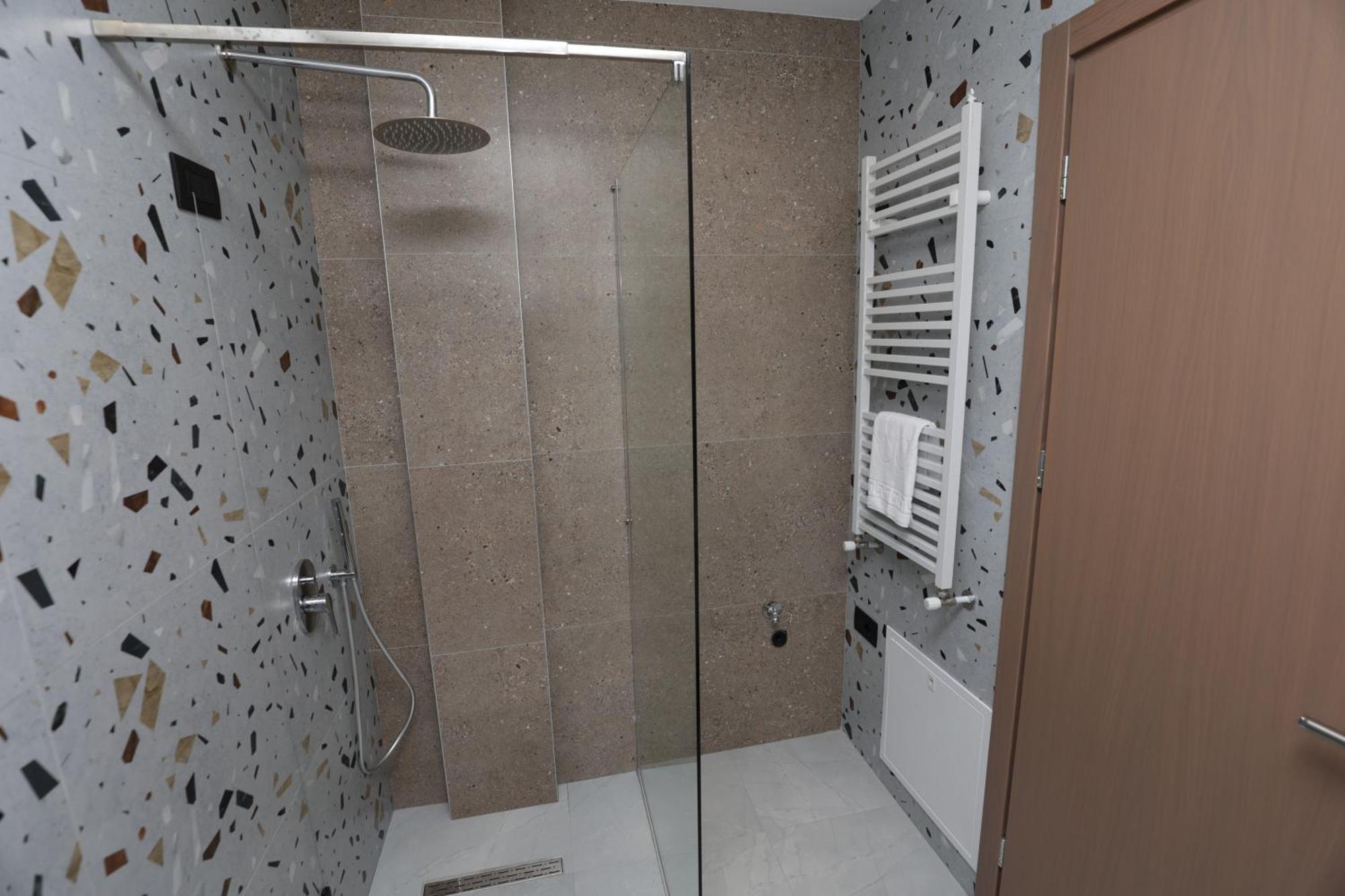 Residence Inn تيرانا المظهر الخارجي الصورة